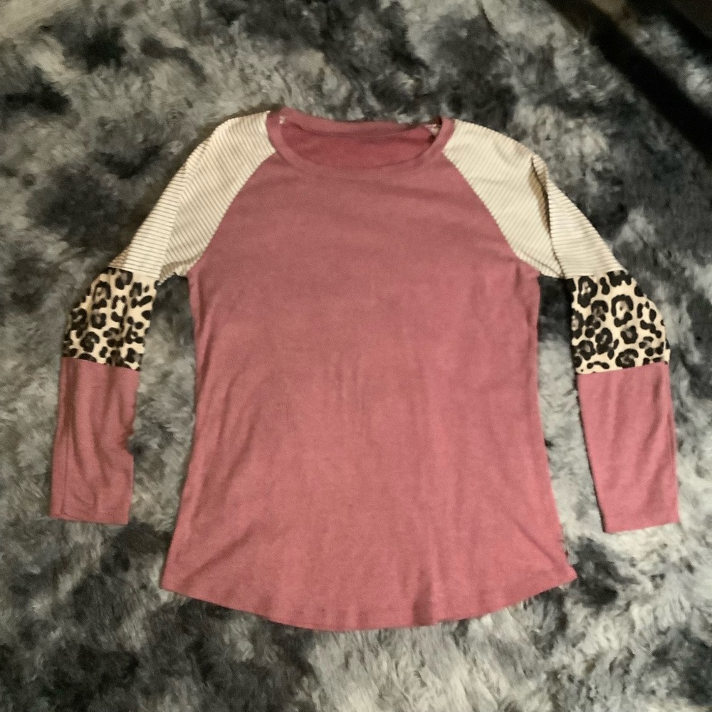 Stylish Women's Pink and Leopard Print Top